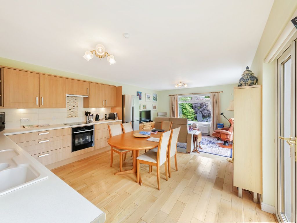 Property photo 3 of 17 Kitchen/Dining Room