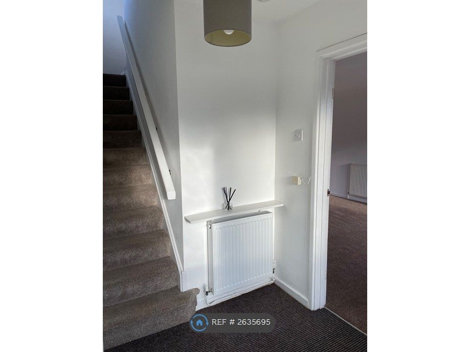Property photo 2 of 14 Downstairs Hallway