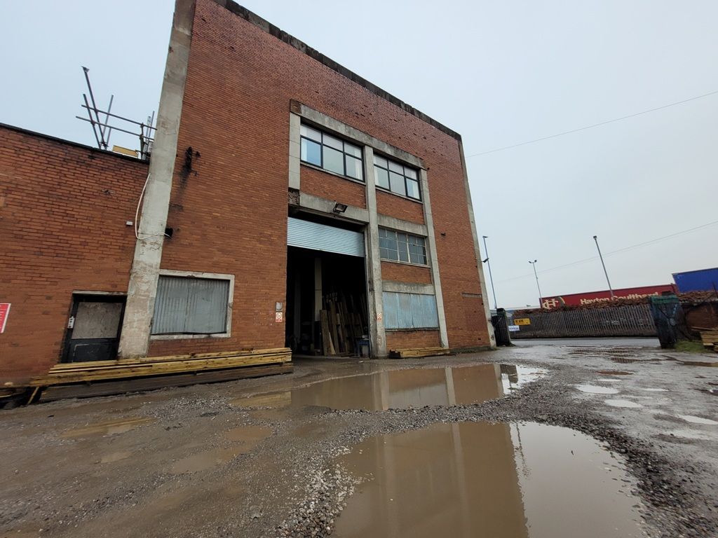 Property photo 1 of 5 Photo 8