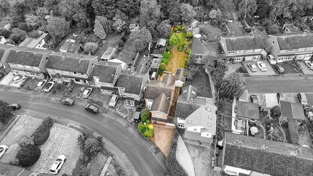 Property photo 2 of 23
