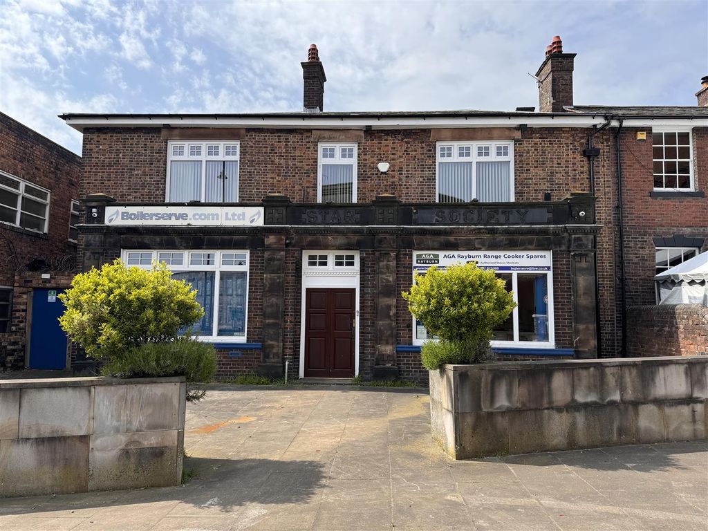 Property photo 1 of 11