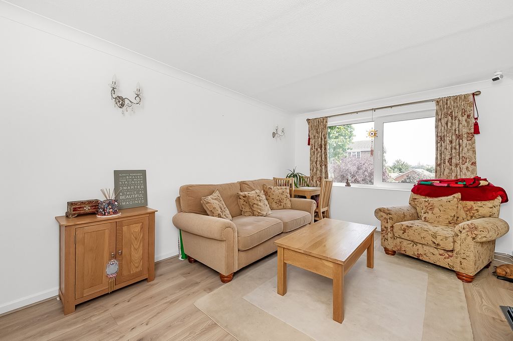 Property photo 2 of 14