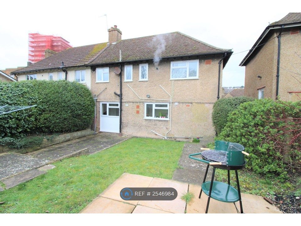 Property photo 3 of 26