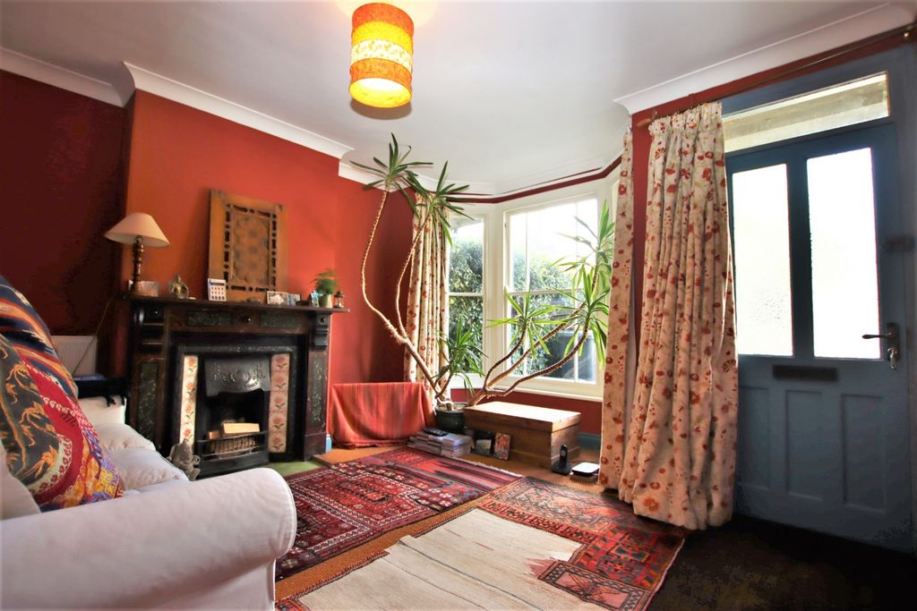 Property photo 2 of 12 1641234