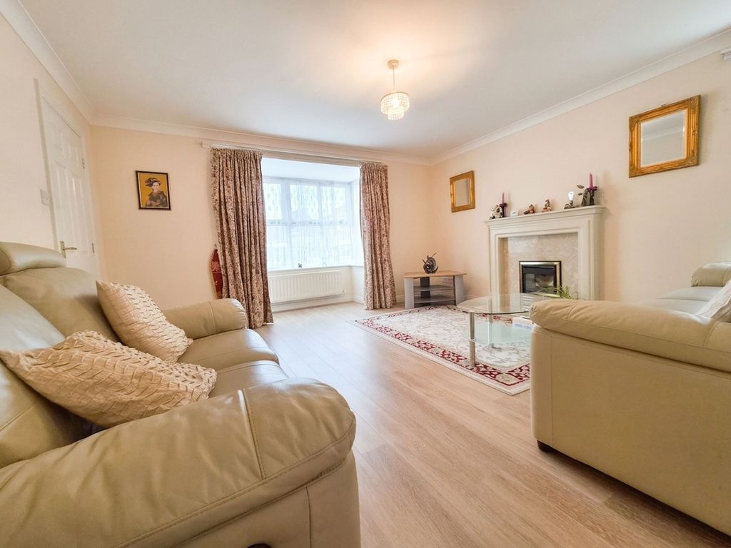 Property photo 3 of 24