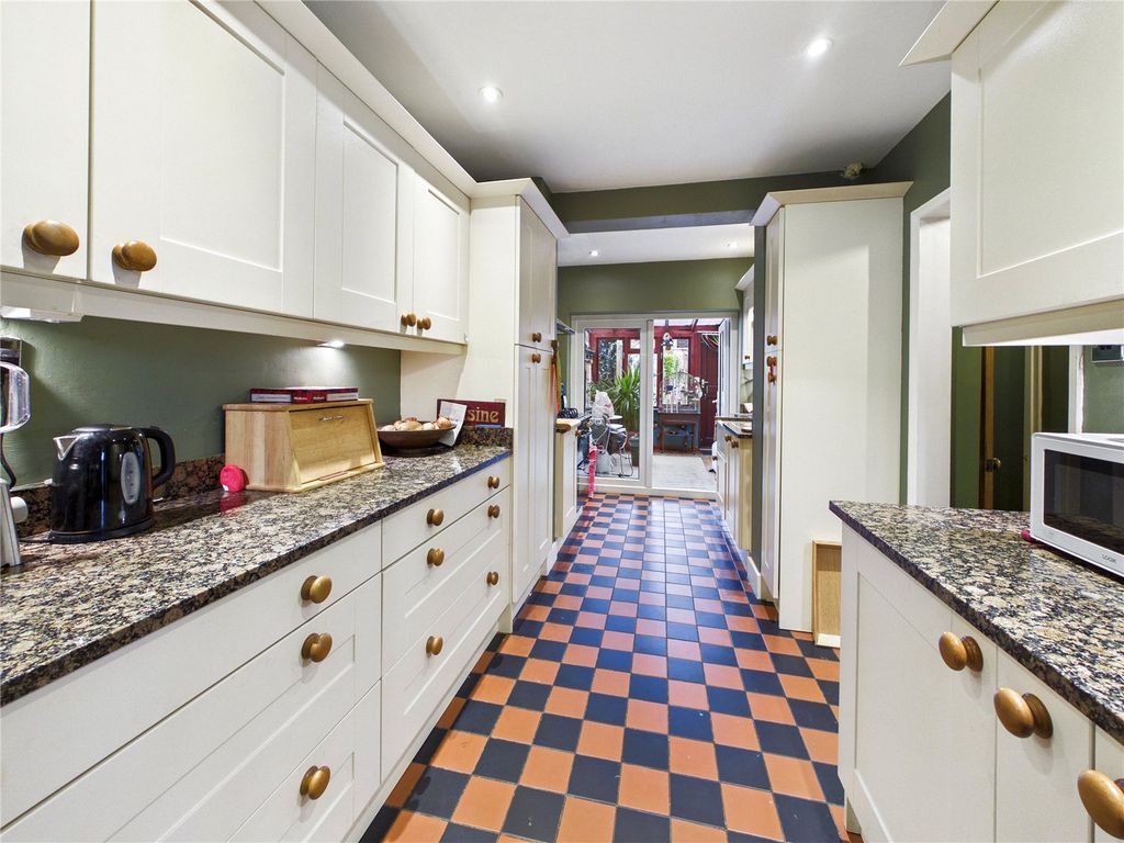 Property photo 2 of 18 Picture 2