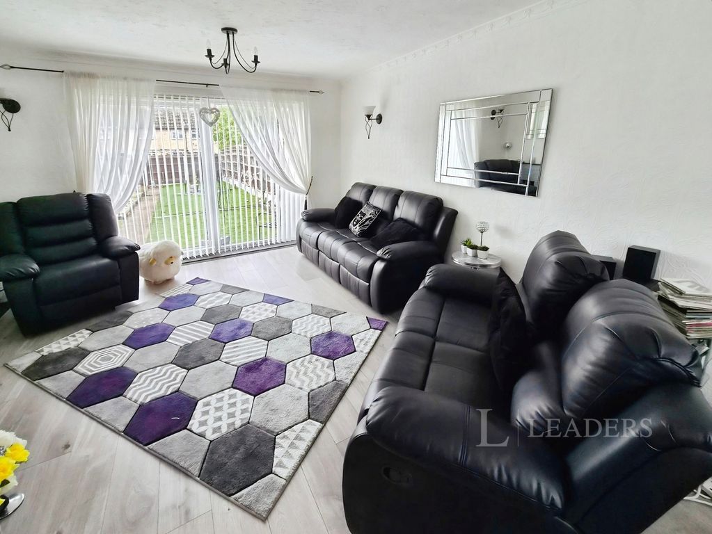 Property photo 2 of 12 Pbox-Img.Jpg