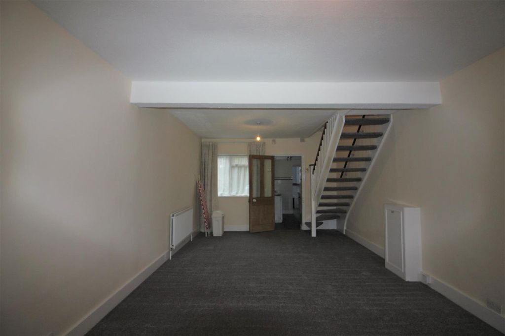 Property photo 3 of 10 Img_7201-Min.Jpg