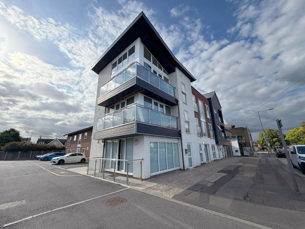 Property photo 1 of 9 1892770