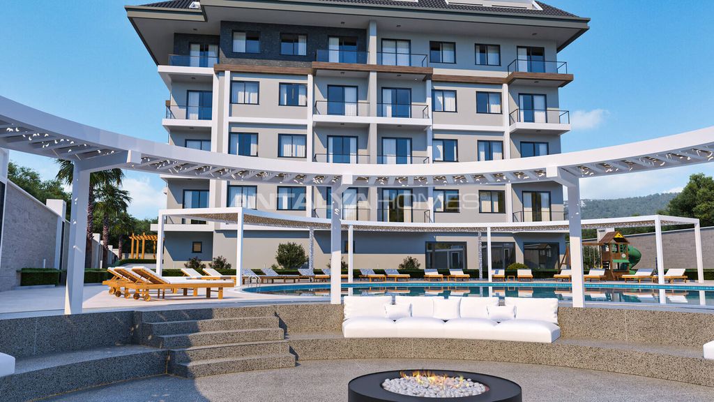 Property photo 1 of 32