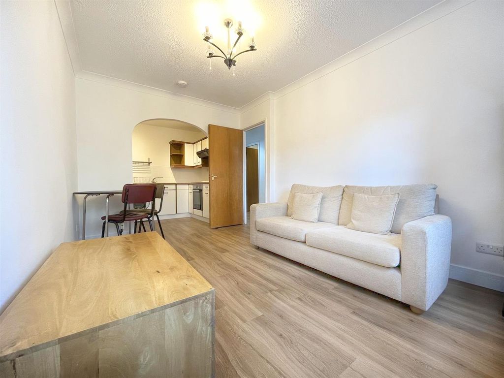 Property photo 1 of 11 3Aub4U7B70Ooxs6Ezwqmga (1).Jpg