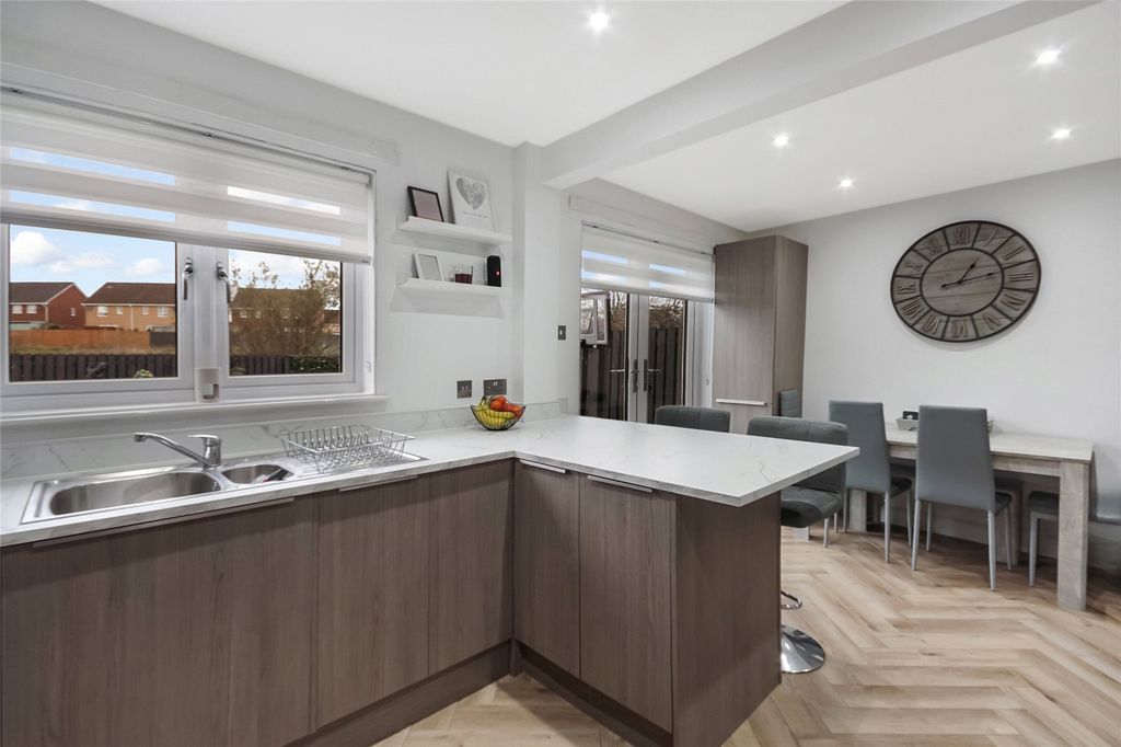 Property photo 2 of 19 Picture No. 06