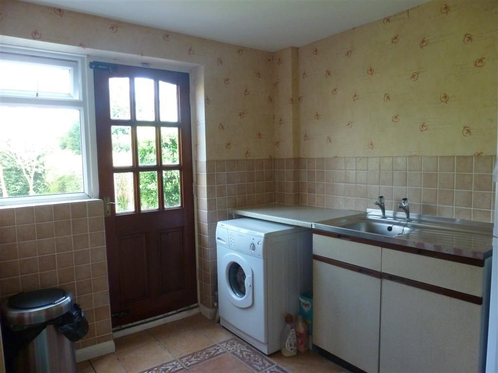 Property photo 3 of 12 Utility Room