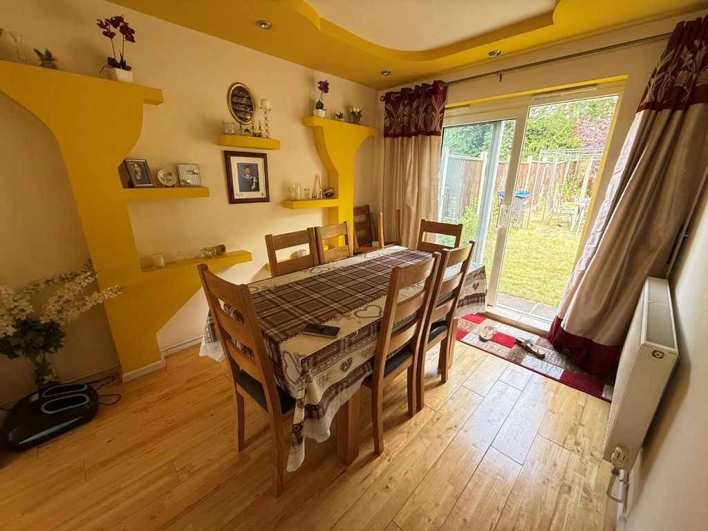 Property photo 3 of 8 2.Jpg
