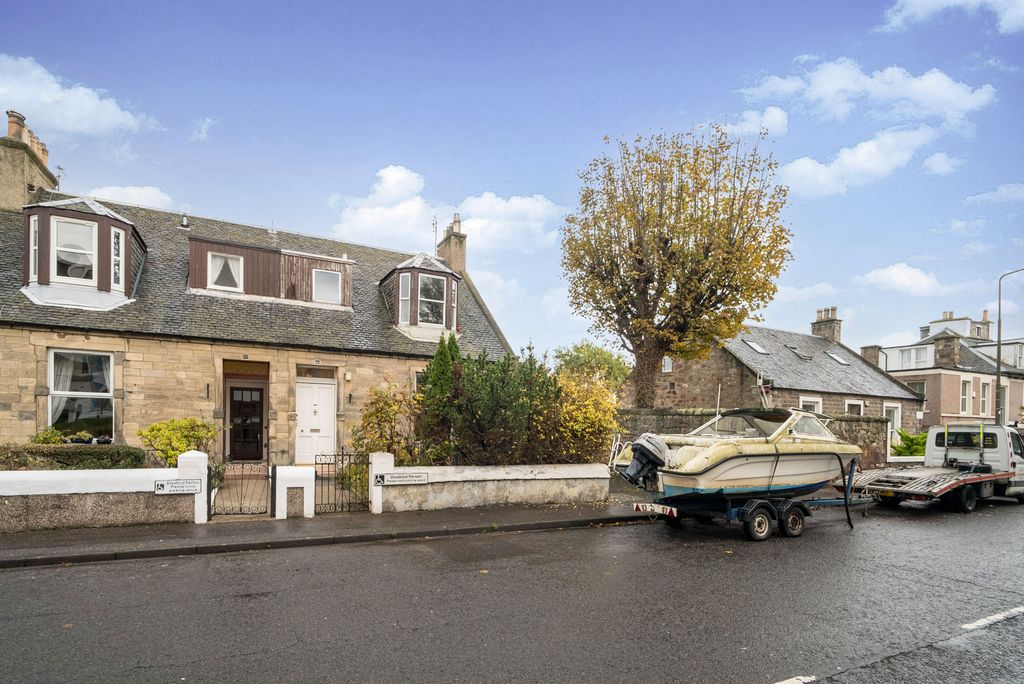 Property photo 1 of 33 Primary Property Image