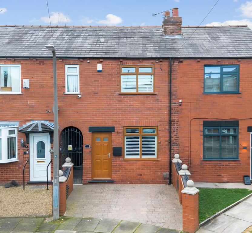 Property photo 1 of 16