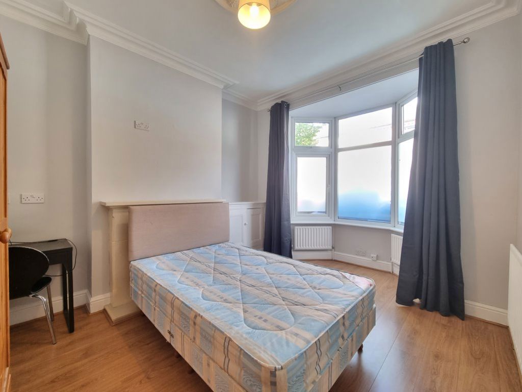 Property photo 2 of 8
