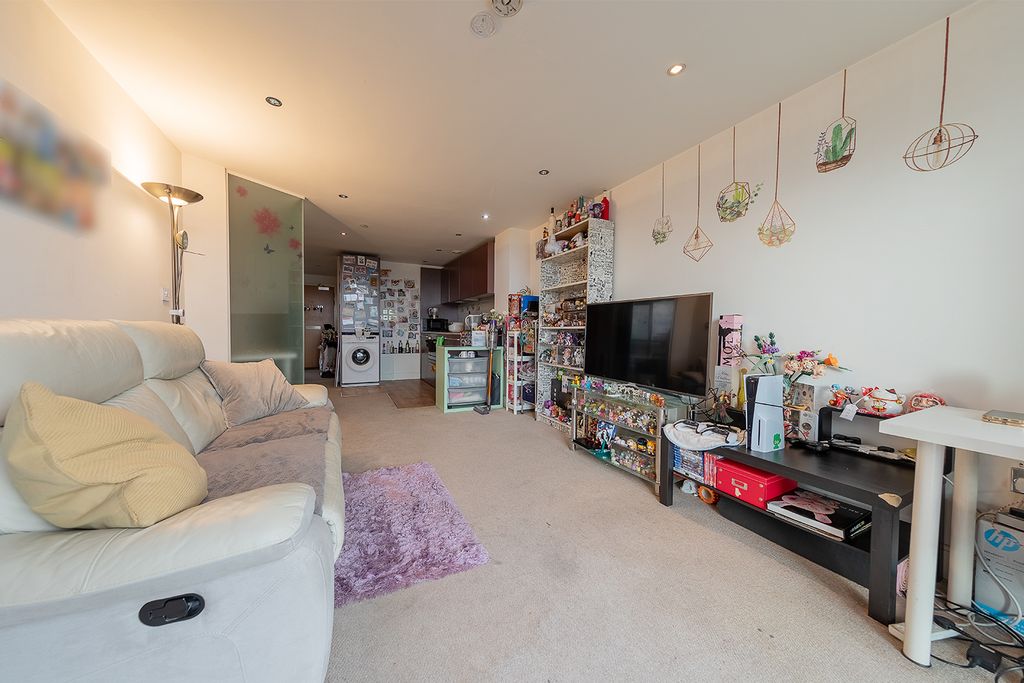 Property photo 3 of 26