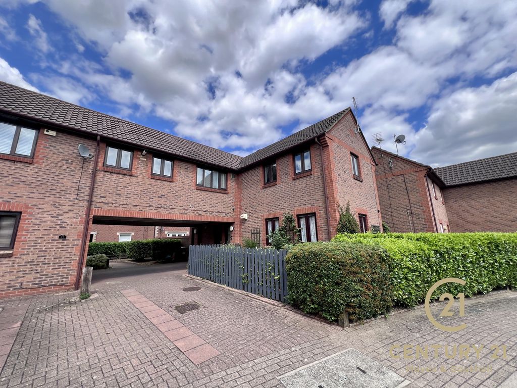 Property photo 1 of 6