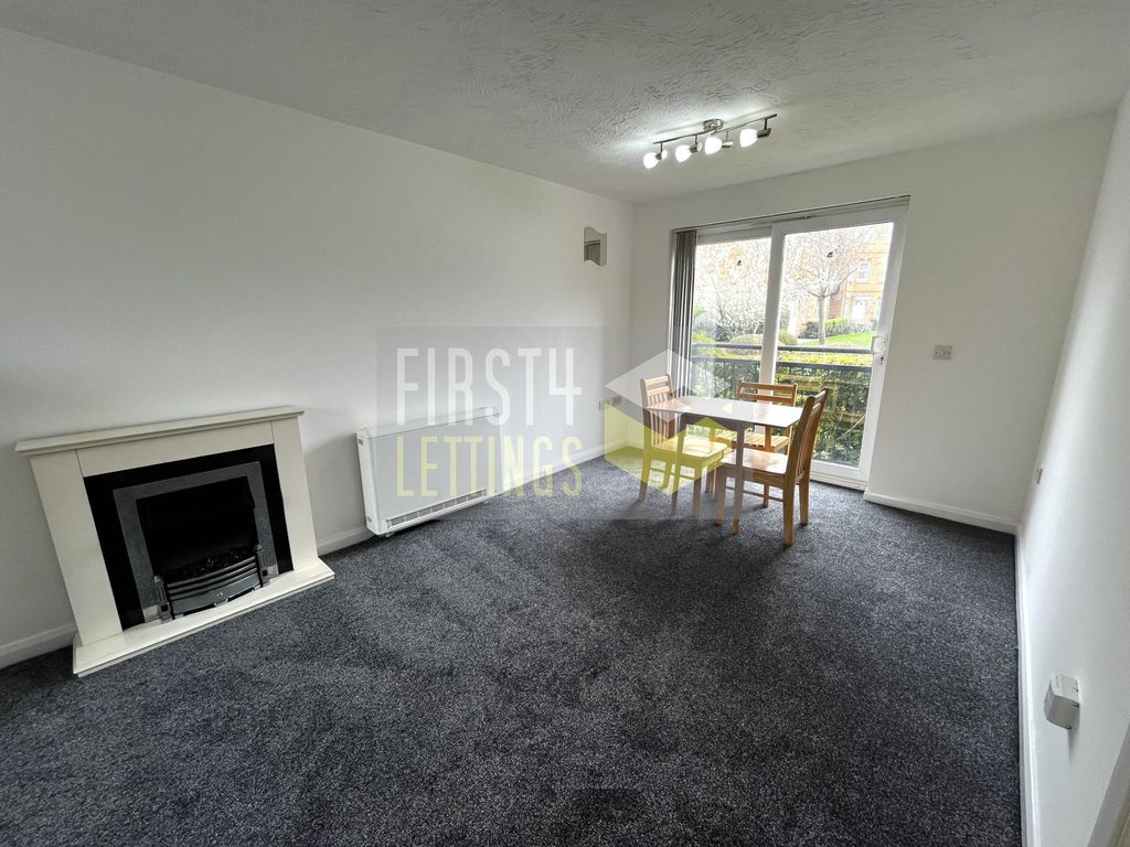 Property photo 3 of 8 Photo 5