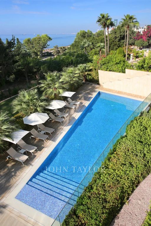 Property photo 3 of 59