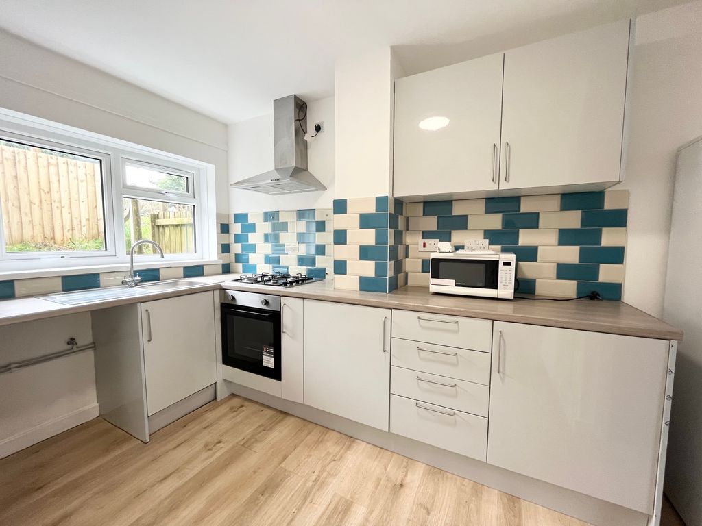 Property photo 2 of 8 Bedroom 1