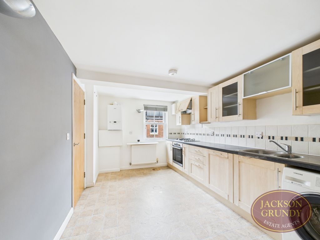 Property photo 3 of 26 Sheep Street