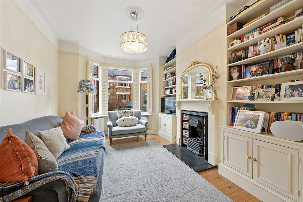 Property photo 2 of 16 Tolverne Road 10 (18 From 31)-6 Copy (1).Jpg