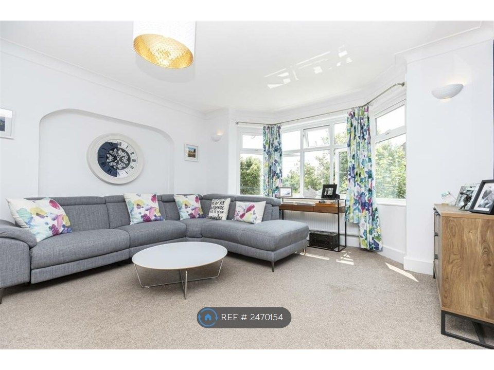 Property photo 1 of 31