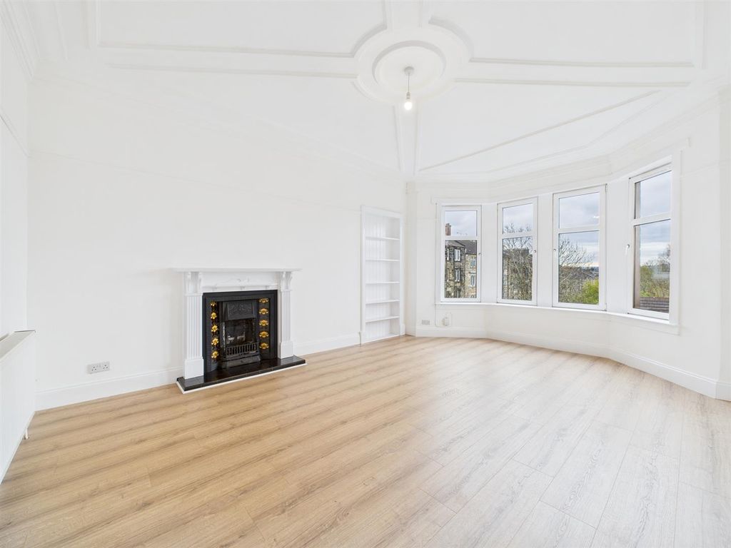 Property photo 2 of 20 Cam03782G0-Pr0236-Still032_Alt.Jpg