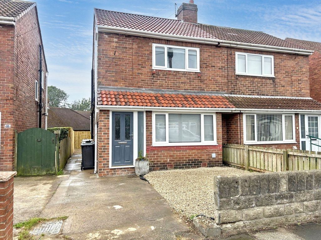 Property photo 1 of 11