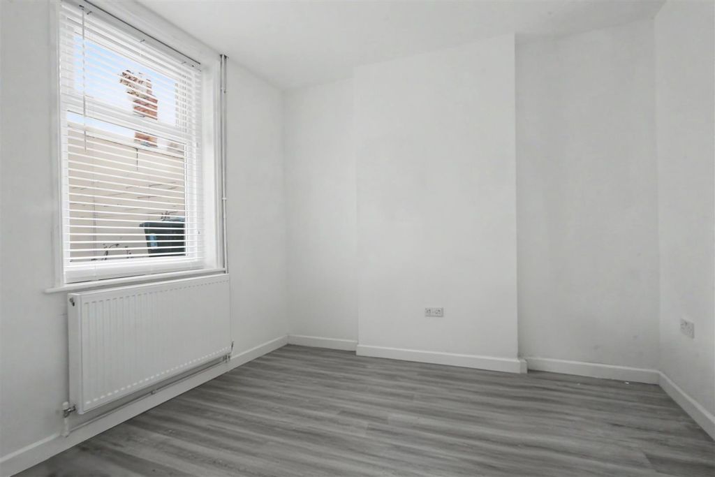 Property photo 1 of 11 Img_1297(1).Jpg