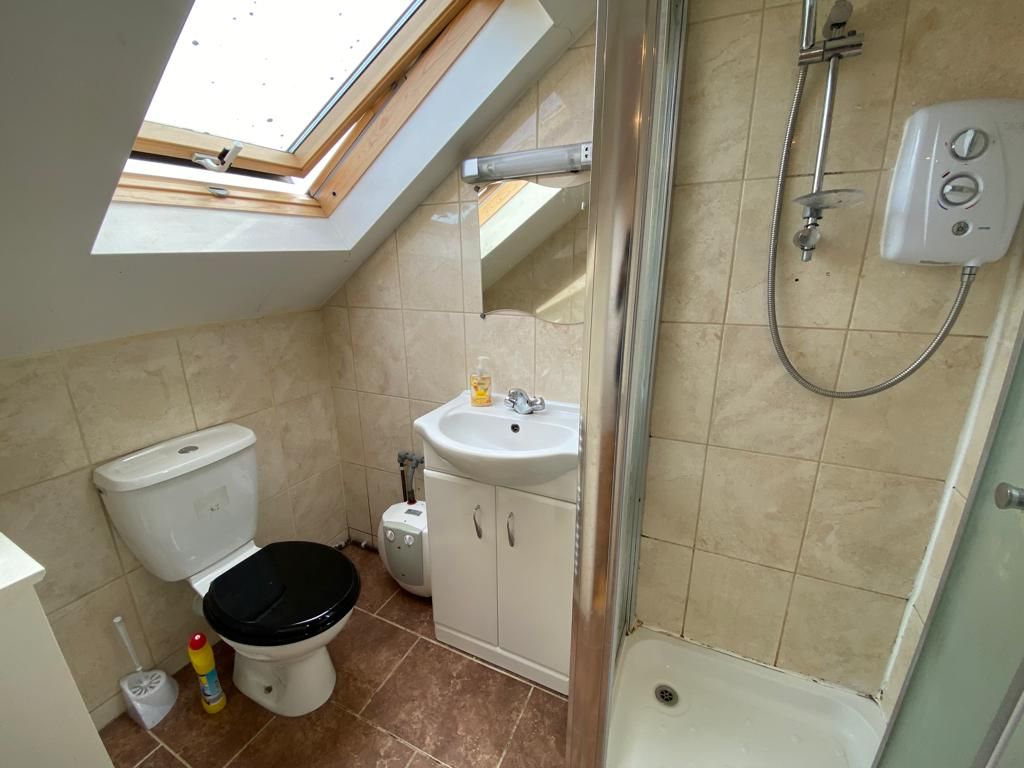 Property photo 3 of 3