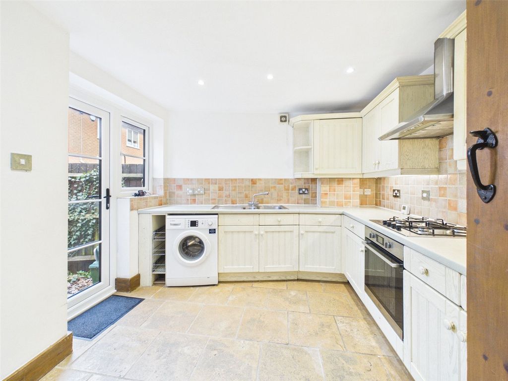 Property photo 3 of 16 Kitchen