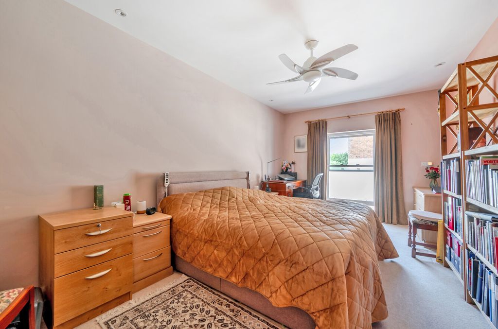 Additional image 8 of 2 bed flat for saleMarine Parade, Worthing, West Sussex BN11