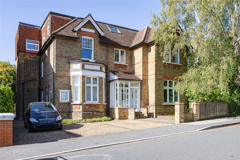 Property photo 1 of 9 Front Exterior