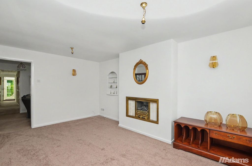 Property photo 2 of 29