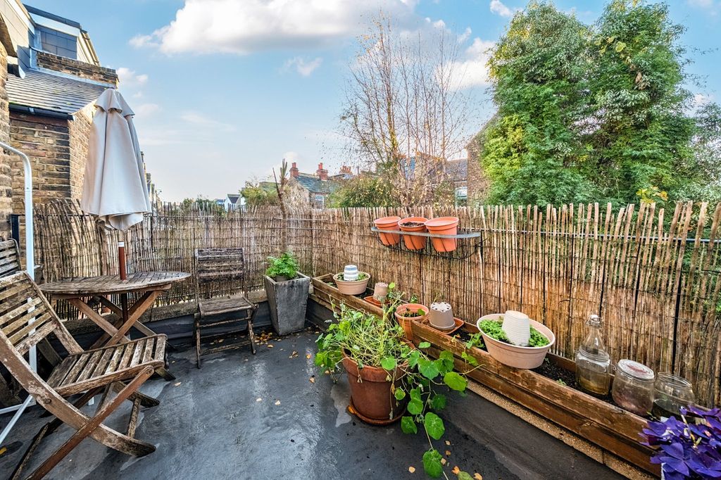 Property photo 3 of 10 Picture No. 01