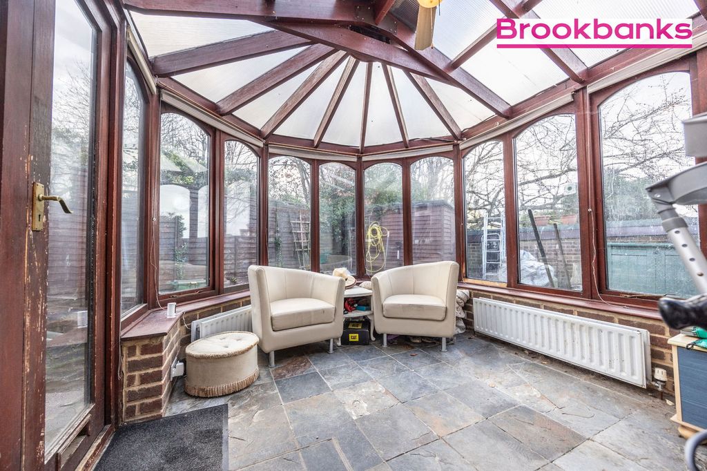 Property photo 2 of 46