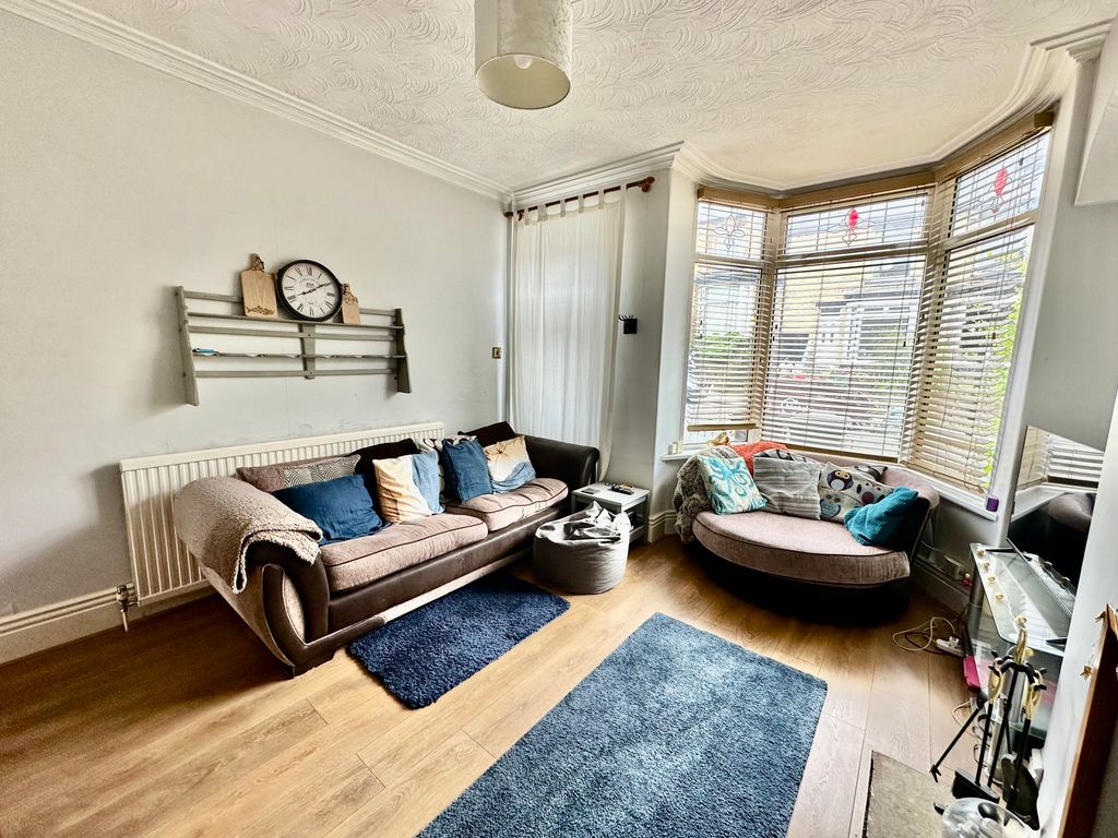 Property photo 2 of 15 Img_5196