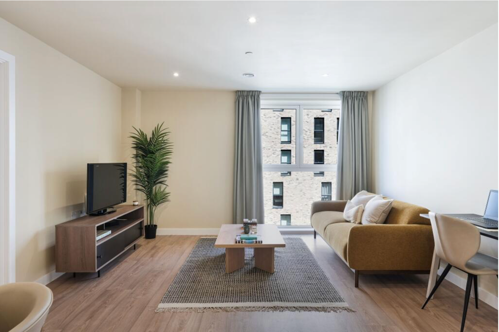 Property photo 2 of 10