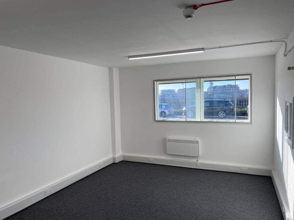 Property photo 3 of 4