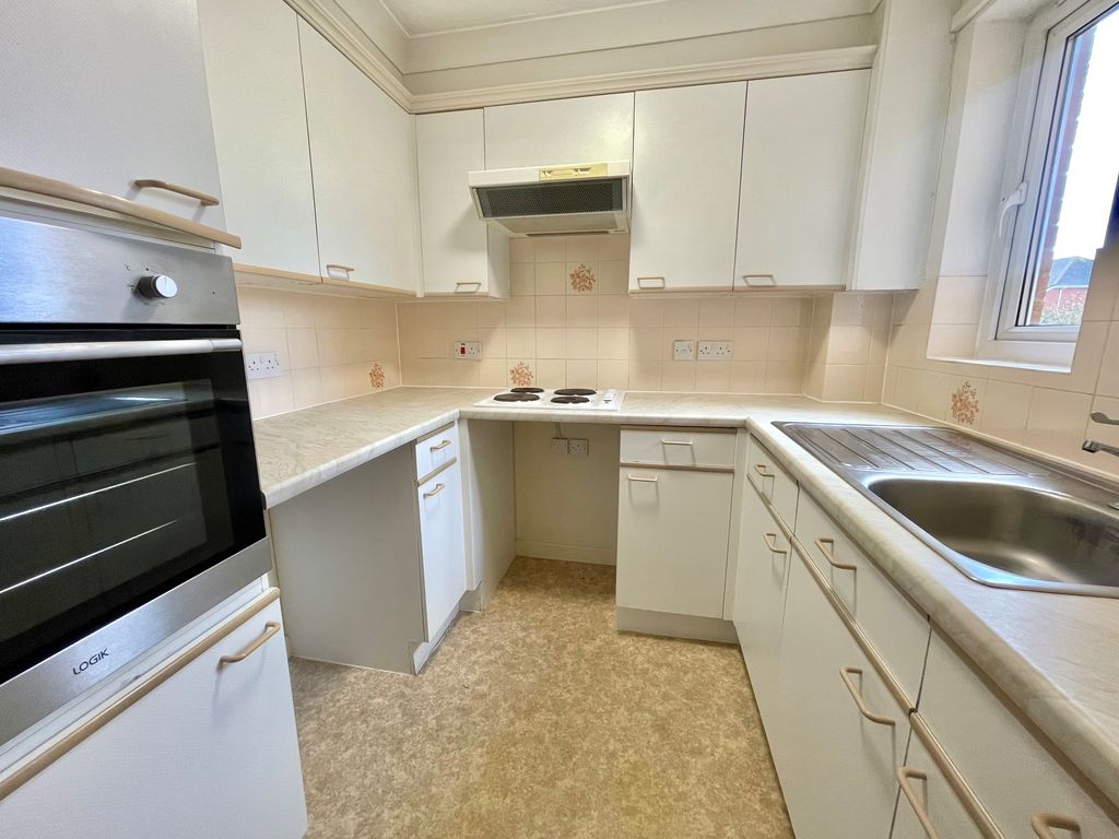 Property photo 3 of 7