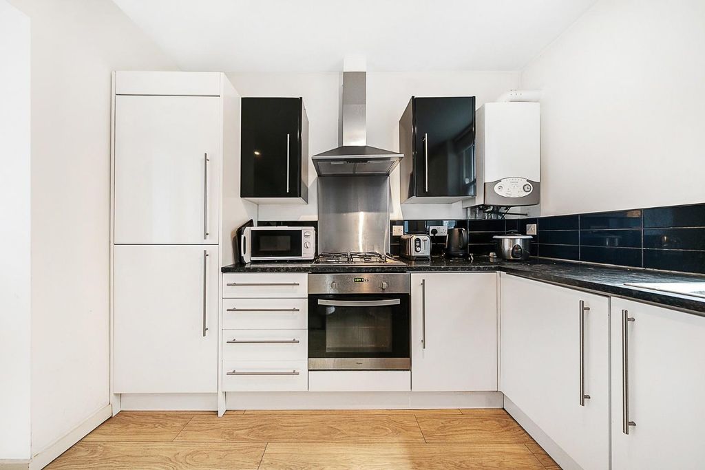 Property photo 3 of 9 07488_00329856.Jpg