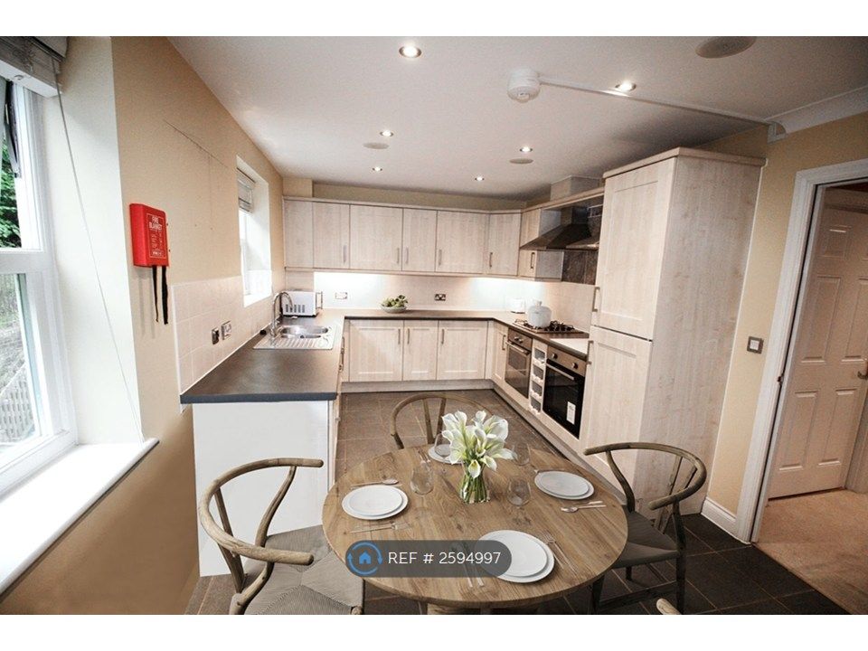 Property photo 2 of 7