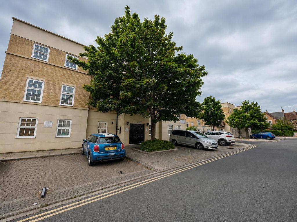 Property photo 1 of 16 66Ca65E4-0377-49Da-85F9-E0555Cf2201c.Png