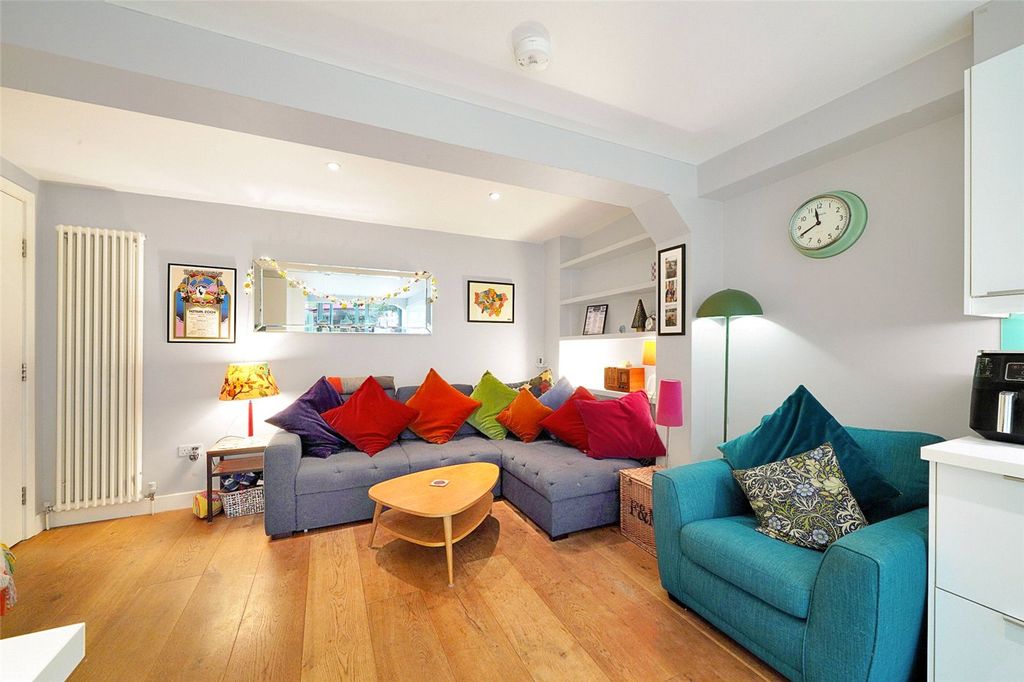 Property photo 2 of 15 Picture No. 20