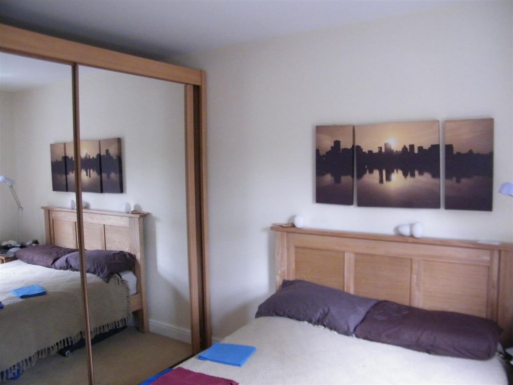 Property photo 3 of 4