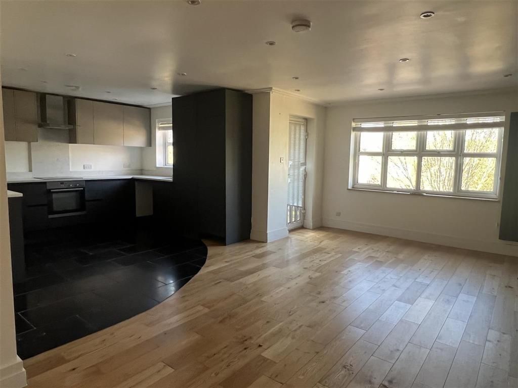 Property photo 3 of 9 Photo 3