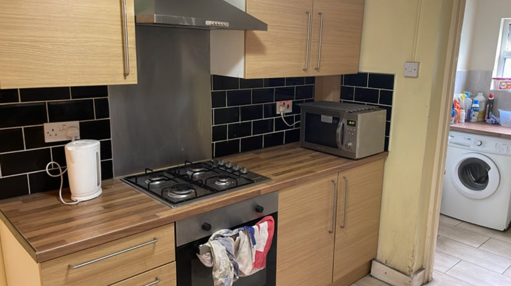 Property photo 3 of 9